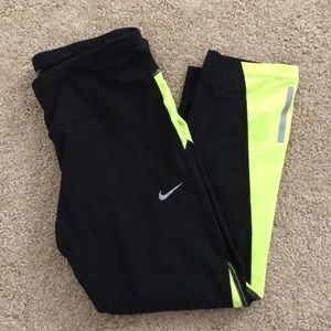 Nike crop leggings